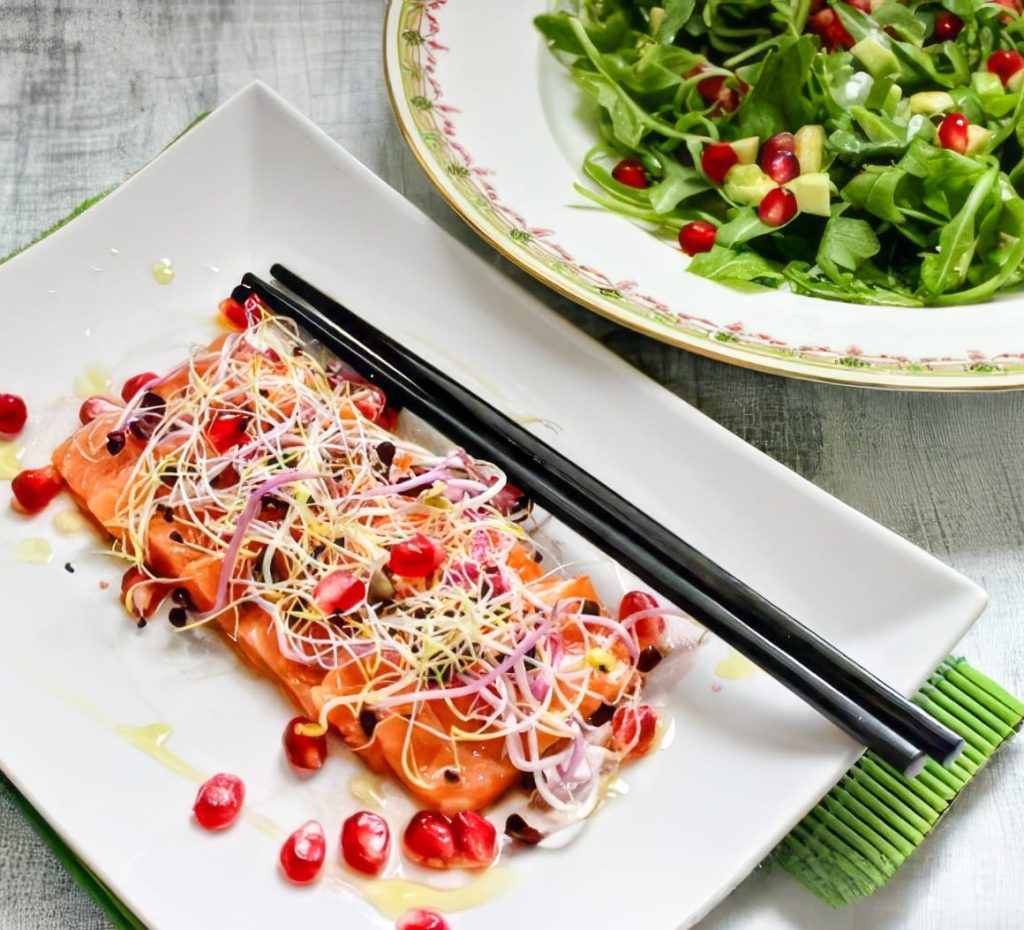 INSALATA DI SASHIMI AL MELOGRANO