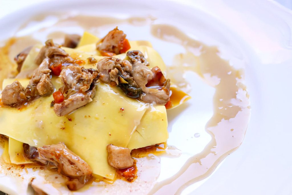 LASAGNA APERTA DI CONIGLIO E VELLUTATA DI CASTAGNE